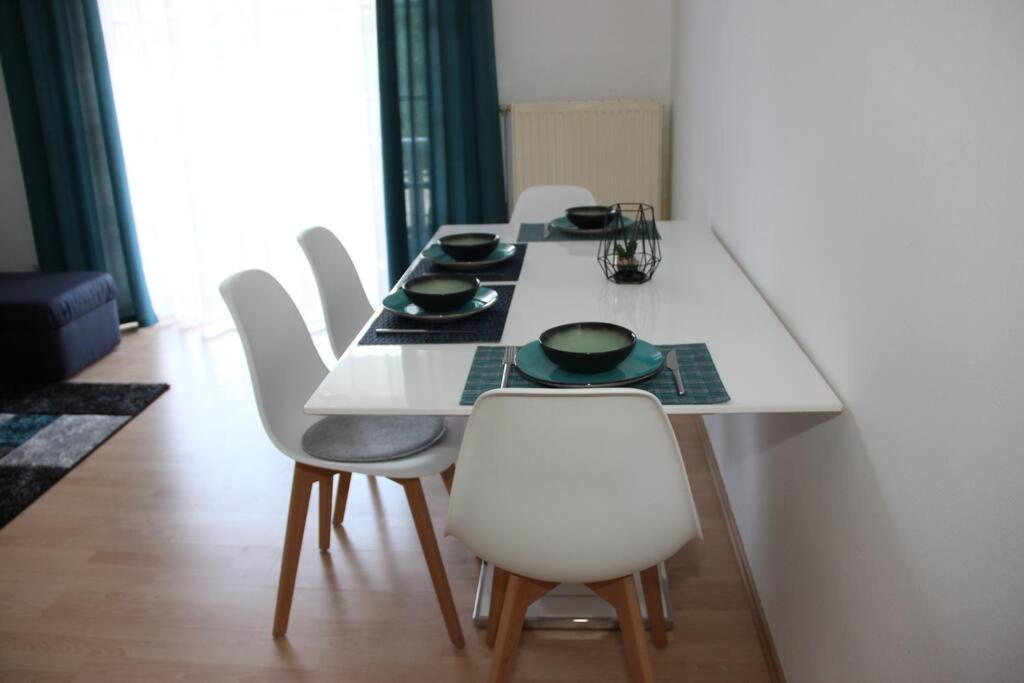 Ferienwohnung Mit Balkon ชวานดอร์ฟ อิน บาเยิร์น ภายนอก รูปภาพ