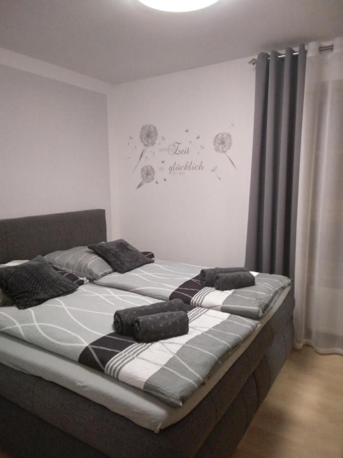 Ferienwohnung Mit Balkon ชวานดอร์ฟ อิน บาเยิร์น ภายนอก รูปภาพ