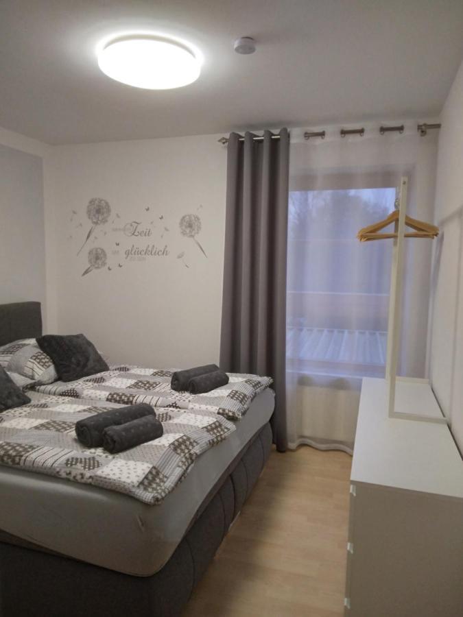 Ferienwohnung Mit Balkon ชวานดอร์ฟ อิน บาเยิร์น ภายนอก รูปภาพ